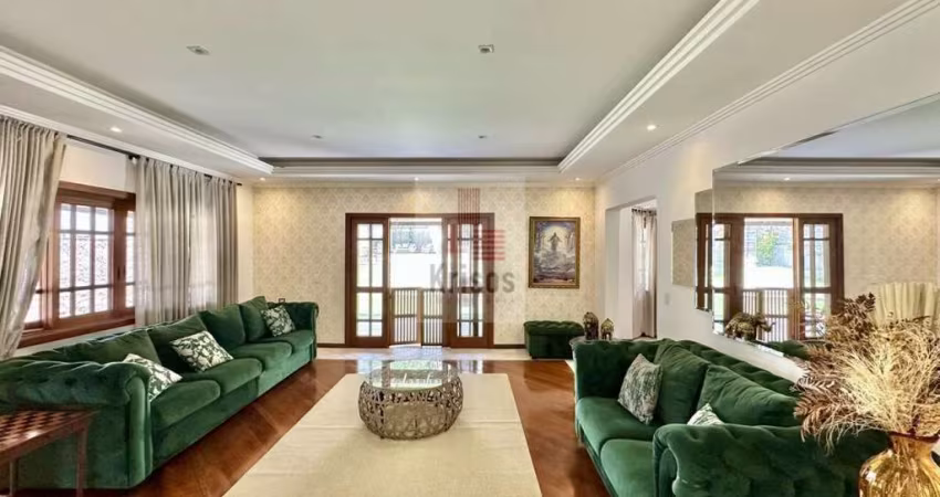 Linda Casa Semi-Mobiliada em Condomínio de Alto Padrão com Lazer Completo!