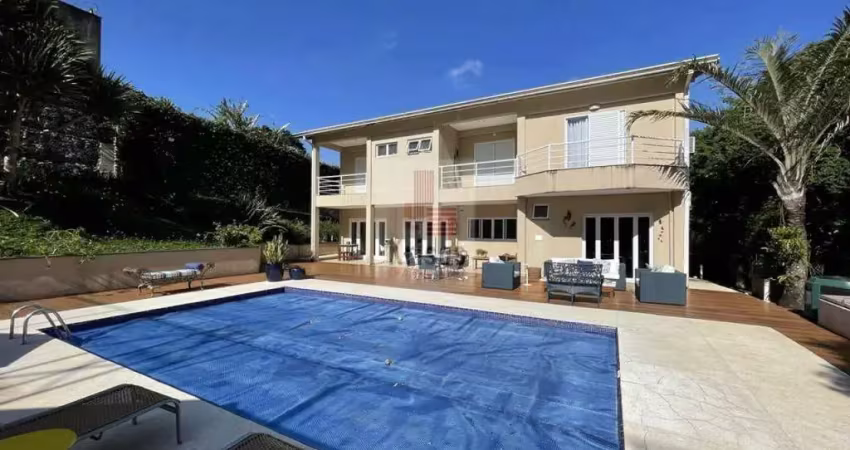 Luxuosa Casa Contemporânea na Granja Vianna ? Conforto e Estilo em Cada Detalhe!