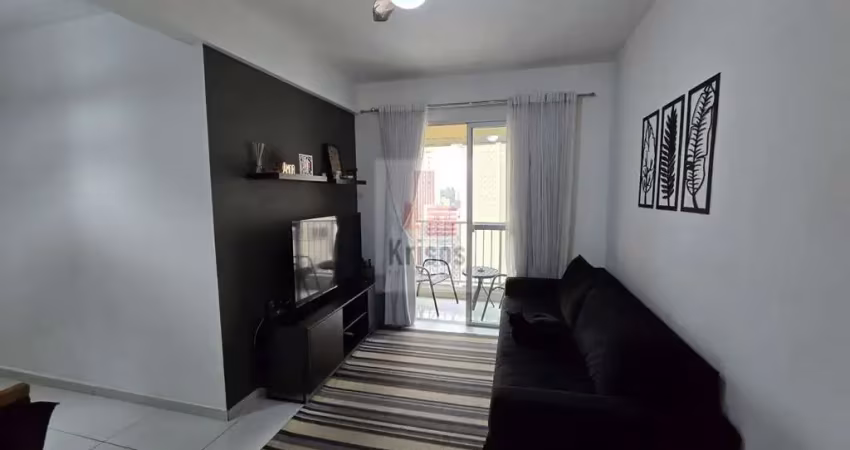 Apartamento reformado de  02 dormitórios com 01 suíte, 02 vagas, deposito subsolo!