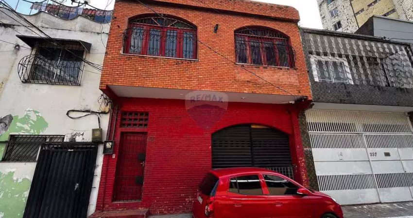 Casa comercial ou residencial, 4/4, 3 suítes, garagem 6 carros, campina, praça da república