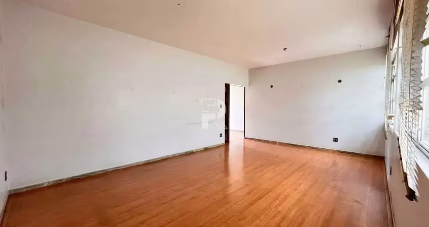 Amplo apartamento com grande potencial de reforma no coração do santo agostinho – 220m², 4 quartos, 2 vagas livres!