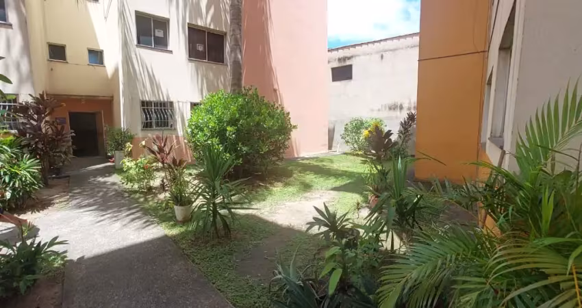APTO DOIS DORMITÓRIOS NA CESSARIO DE MELO