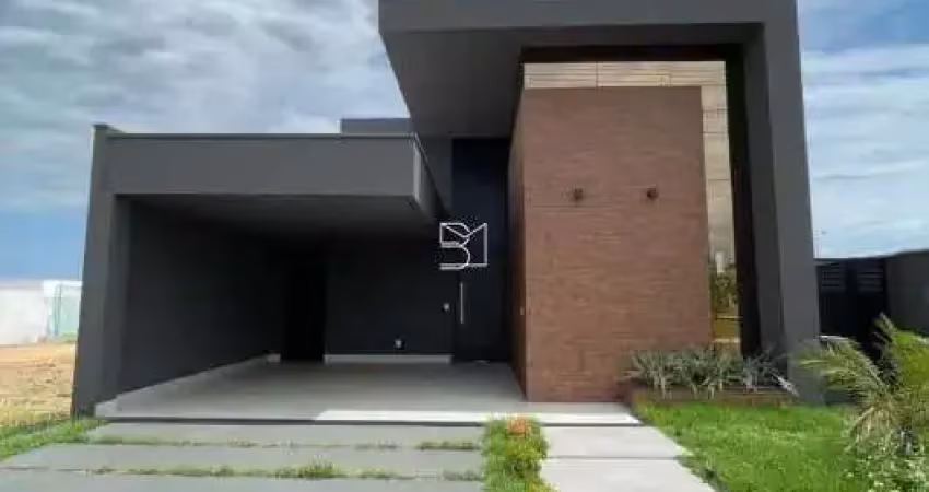 Casa terrea, 3 quartos 2 suites, moveis planejados, 2 vagas para carros, piscina