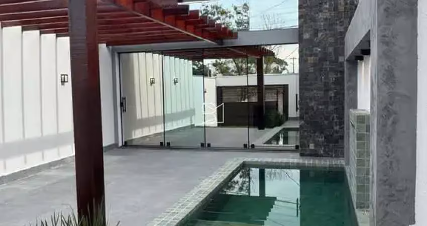 Casa de luxo, 3 suites 1 closet master, churrasqueira, piscina, área gourmet