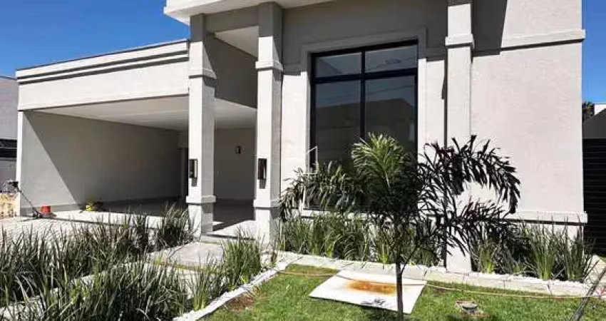 Casa térrea, 4 suites, 1 escritorio, espaço gourmet com churrasqueira, piscina