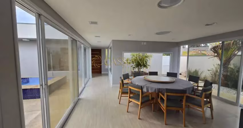 Casa à venda de 418m² | 04 dormitórios, sendo todos suítes e 06 vagas de garagem | condomínio altos da quinta reserva - são josé dos campos |