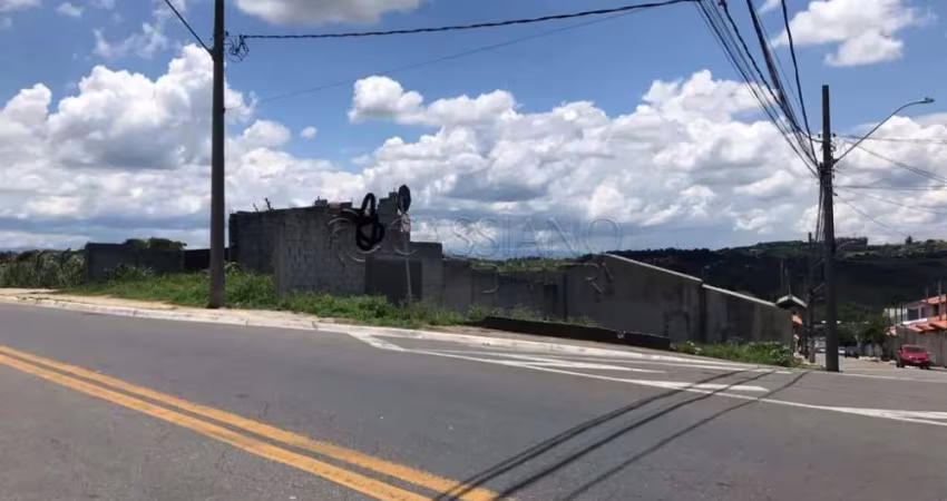 Terreno comercial de esquina à venda de 606,81m² | Jardim San Rafael - São José dos Campos |