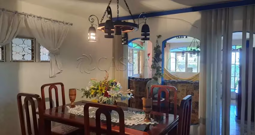 Casa térrea com edícula à venda de 142m² | 04 dormitórios, 03 banheiros e 03 vagas de garagem | jardim satélite - são josé dos campos |