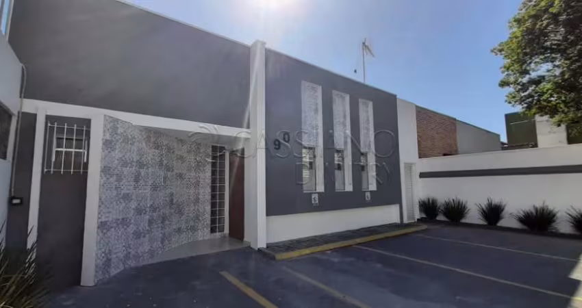 Ponto comercial à venda de 240m² | 06 banheiros e 04 vagas de garagem | Vila Ema - São José dos Campos |