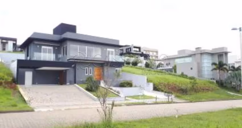 Sobrado à venda de 311m² | 05 dormitórios, sendo suítes e 04 vagas de garagem | Condomínio Reserva do Paratehy Norte - Urbanova | São José dos Campos |