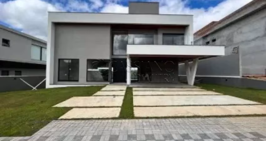 Sobrado à venda de 484m² | 04 dormitórios, sendo 02 suítes e 05 vagas de garagem | Cond. Reserva do Paratehy - Urbanova | São José dos Campos |