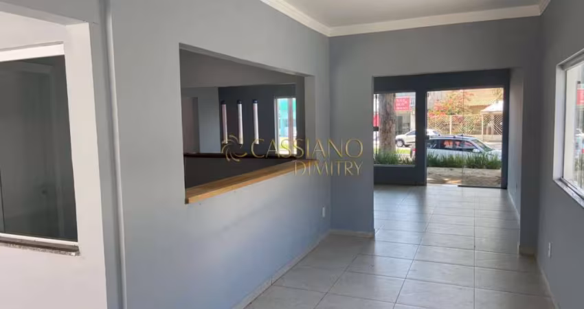 Casa térrea comercial para locação de 150m² | 04 banheiros e 04 vagas de garagem  | Jardim das Indústrias - São José dos Campos |