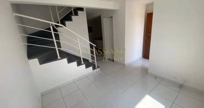 Sobrado à venda de 60m² | 02 dormitórios, 02 banheiros e 01 vaga de garagem | Condomínio Villa Cambuí - Monte Castelo | São José dos Campos |