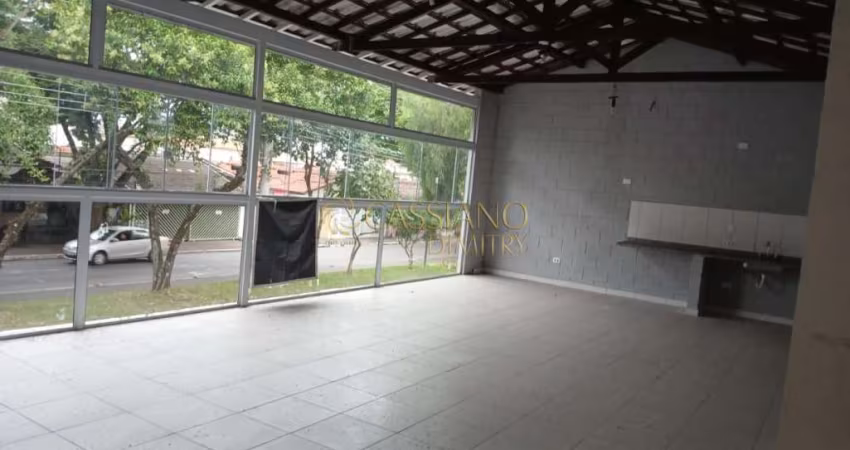 Prédio comercial para locação de 550m² | 05 banheiros e 02 vagas de garagem | Jardim das Industrias - São José dos Campos |