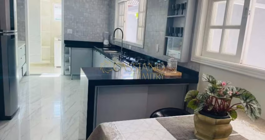 Sobrado à venda de 480m² | 04 dormitórios, sendo 03 suítes e 04 vagas de garagem | Condomínio Sunset Park - Jardim Aquarius | São José dos Campos |