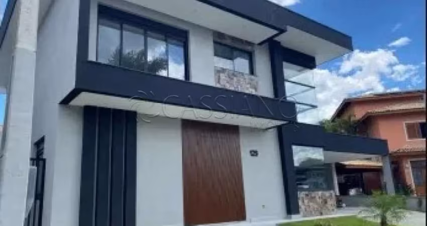 Sobrado à venda de 340m² | 04 dormitórios, sendo suítes e 04 vagas de garagem | Condomínio Altos da Serra II - Urbanova III | São José dos Campos |