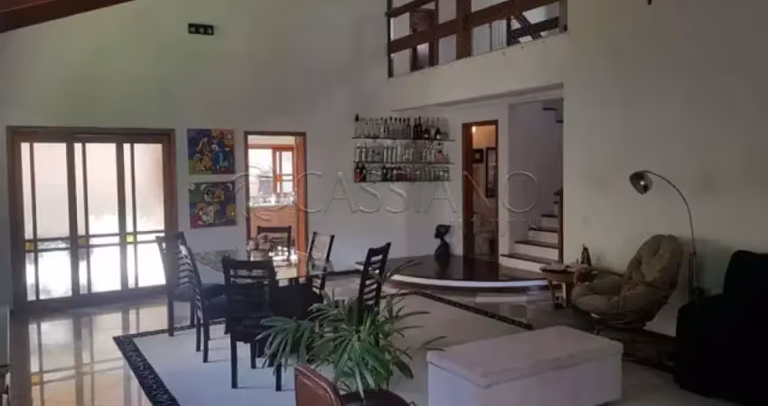 Sobrado à venda de 250m² | 04 dormitórios, sendo 03 suítes e 03 vagas de garagem | Condomínio Altos da Serra III - Urbanova | São José dos Campos |