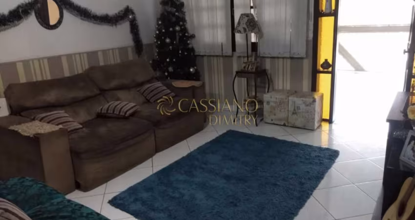 Sobrado à venda de 198m² | 03 dormitórios sendo 02 suítes, 04 banheiros e 03 vagas de garagem | Vista Verde - São José dos Campos |