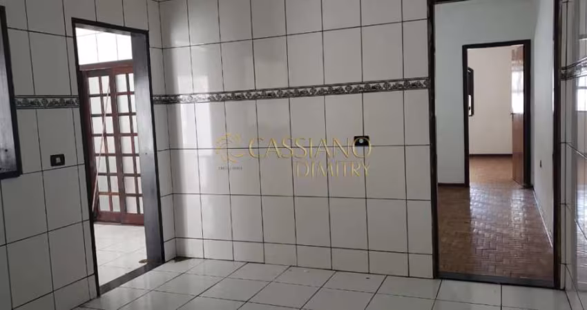 Casa térrea para locação com 02 dormitórios e 04 vagas de garagem com 134m² | Jardim Oriente - São José dos Campos |