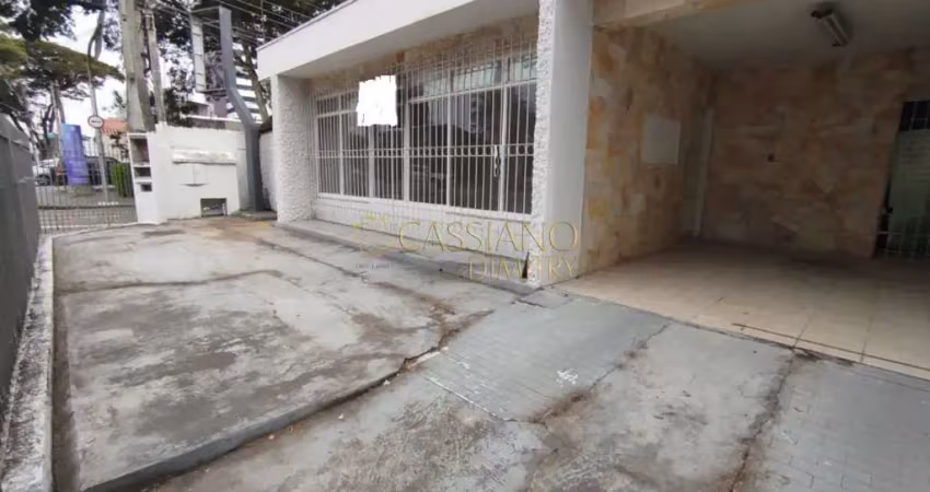Casa comercial para locação de 290m² | 03 banheiros e 03 vagas de garagem | vila rubi - são josé dos campos |