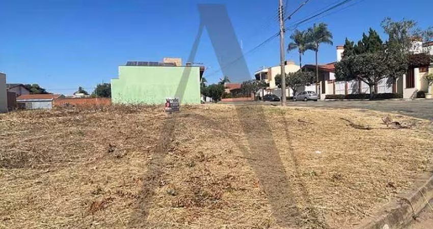 Terreno à venda, Universitário - Araras/SP