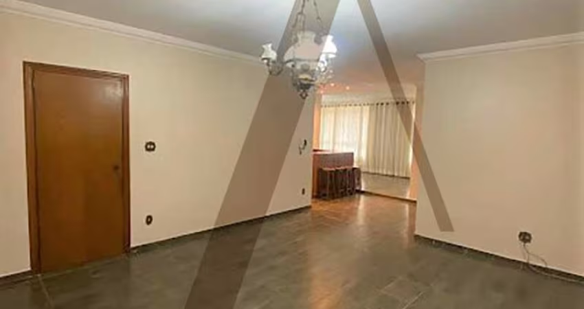 Casa à venda, 4 quartos, 1 suíte, 4 vagas, Centro - Araras/SP