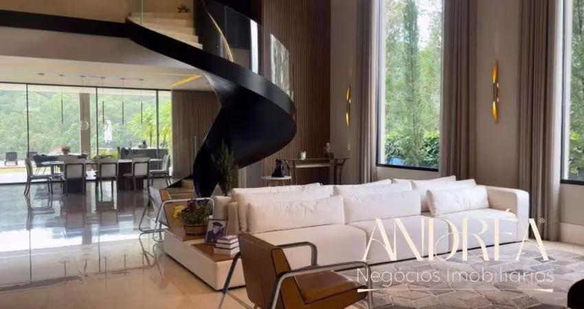 Casa em condomínio à venda, 5 quartos, 5 suítes, 12 vagas, Tamboré - Barueri/SP