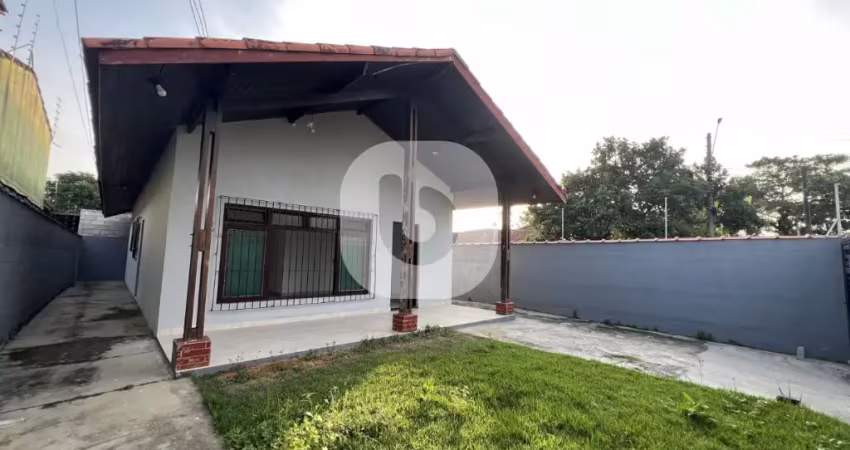 Casa com 3 quartos à venda na Rua Iberaba, 295, Nova Itanhaém, Itanhaém