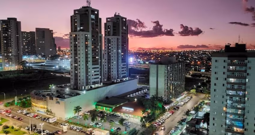 -Apartamento 4 quartos (transformado 3 suítes com closet), andar alto, vista livre, mobiliado