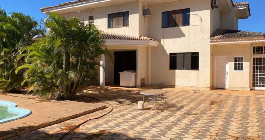 -Excelente casa/sobrado em Vicente Pires, rua do jockey, lote de 800m2 Escriturada