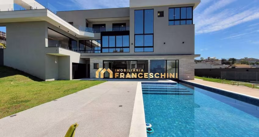 VENDA - MAGNÍFICA CASA de ESQUINA - SOBRADO com 640m2 - CONDOMÍNIO FECHADO - URBANOVA