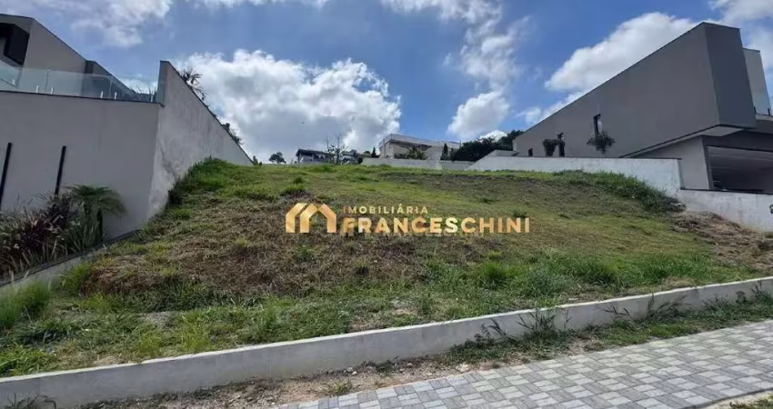 Venda - terreno em condomínio fechado - 700m2 - aclive - alto padrão - urbanova