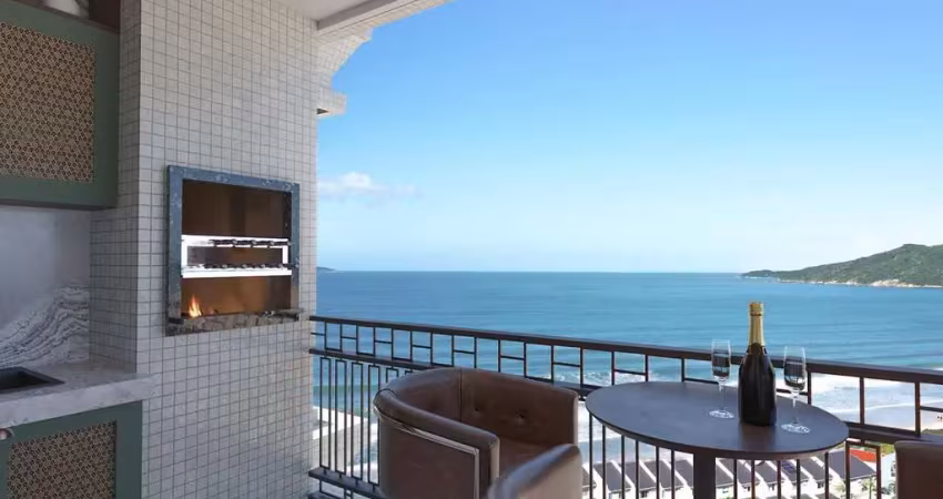 Apartamento com vista panorâmica para a praia de Mariscal.