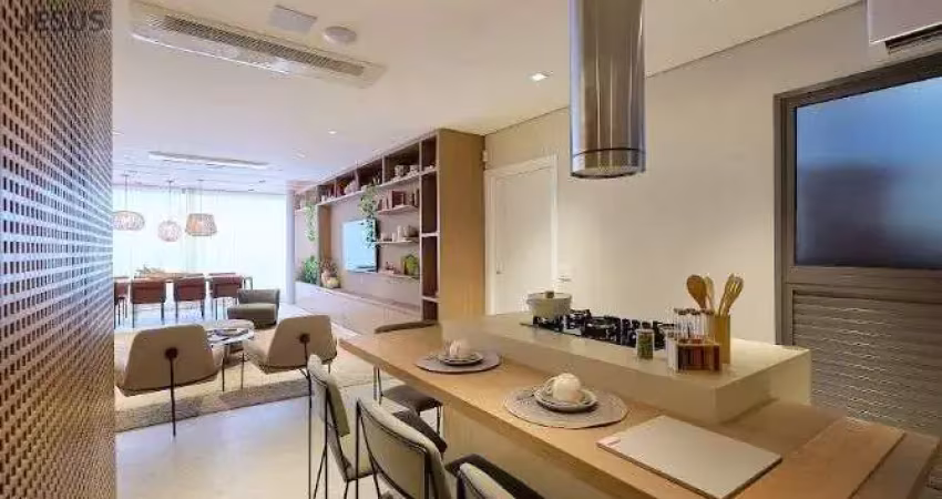 Apartamento  Cambuí,  3 Suítes, 3 Vagas.
