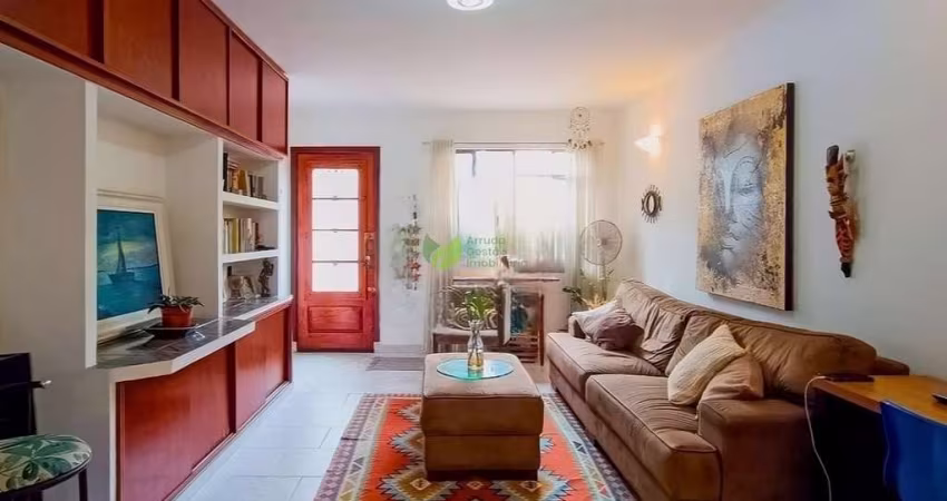 Imperdível oportunidade de adquirir casa de 2 quartos na Pompeia, São Paulo-SP!garagem inclusa.