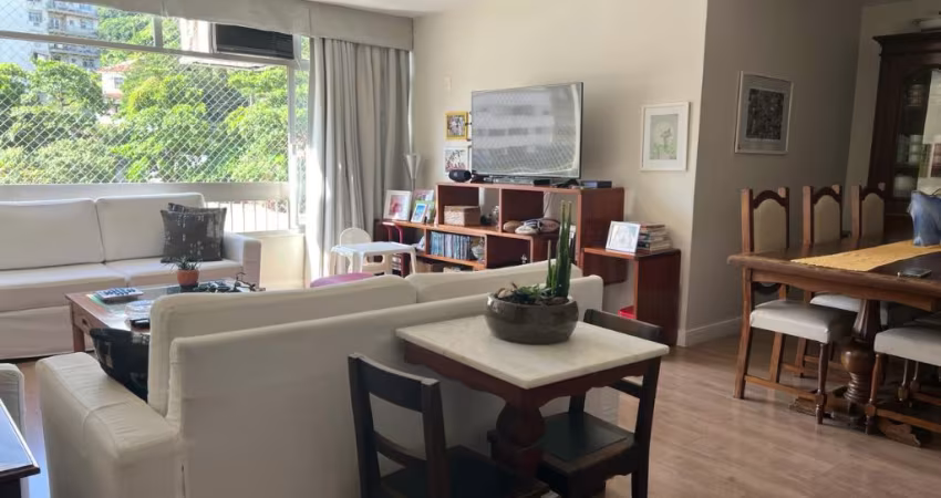 Apartamento à venda 4 Quartos sendo  2 Suítes no Ingá