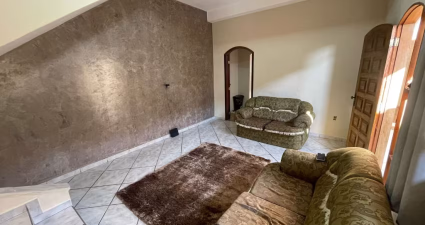 VENDO CASA NA VILA APARECIDA - BRAGANÇA PTA. -SP