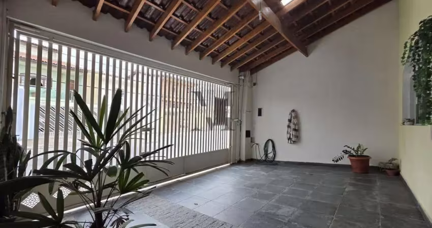 Casa para Venda em Sorocaba, Vila Haro, 3 dormitórios, 2 suítes, 4 banheiros, 2 vagas