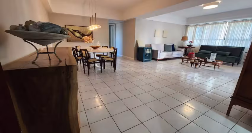 Belíssimo apartamento no Delta do Tirol!!