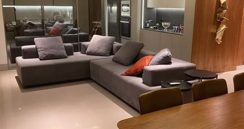 Apartamento de Alto Padrão no Tirol – 3 Suítes | Todo Reformado | Porteira Fechada
