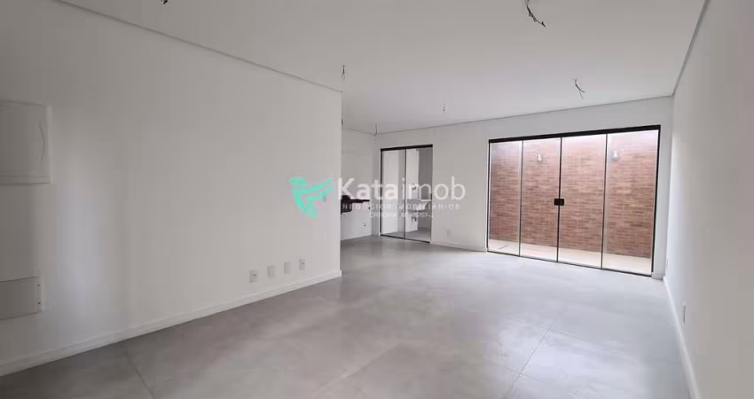 Casa de condomínio, nova à venda, 3 suítes, sacada, 2 vagas G, 145 m2, 2 vagas, próximo ao metrô Sã