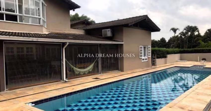 Casa à Venda/Locação em Localização Privilegiada