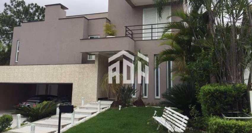 Linda Casa com 4 Suítes em Localização Privilegiada
