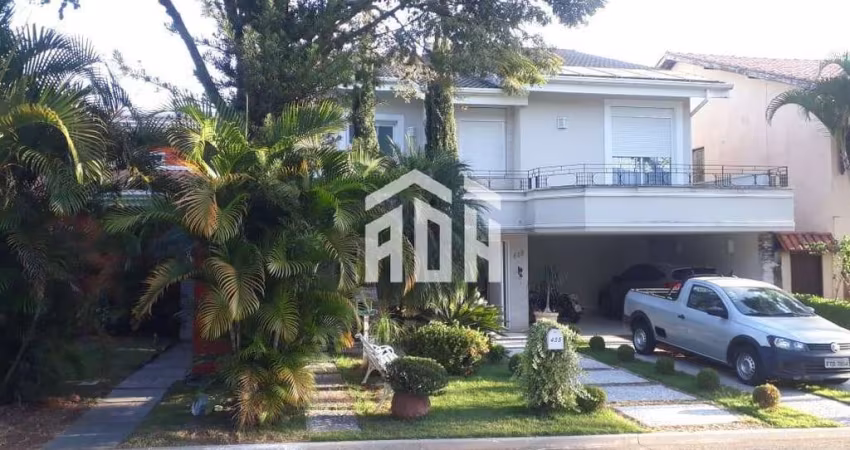 Residência Mobiliada com 3 Suítes e Escritório no Residencial 6
