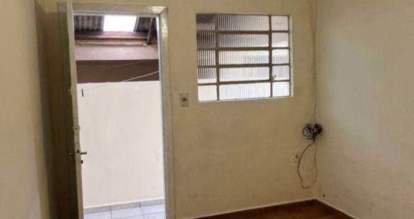 Casa com 1 dormitório para alugar por R$ 1.580,00/mês - Alves Dias - São Bernardo do Campo/SP