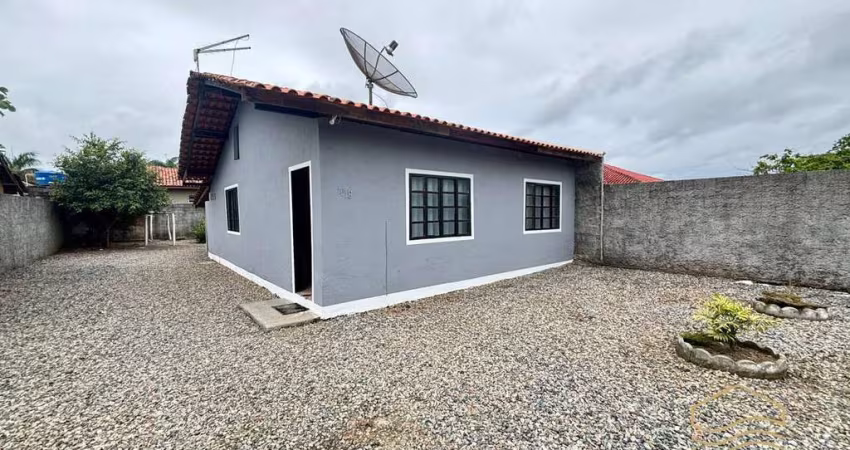 Casa 2 quartos de alvenaria no Centro - Balneário Barra do Sul