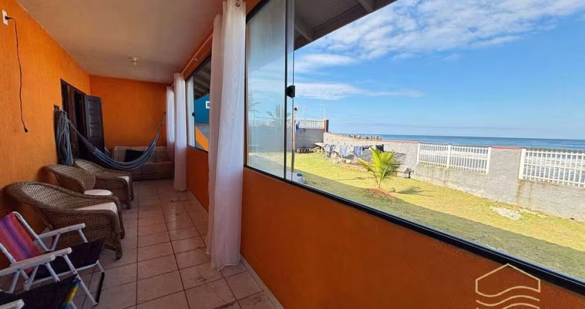 Casa Pé na Areia Frente Mar At 400m² - Balneário Barra do Sul- Salinas
