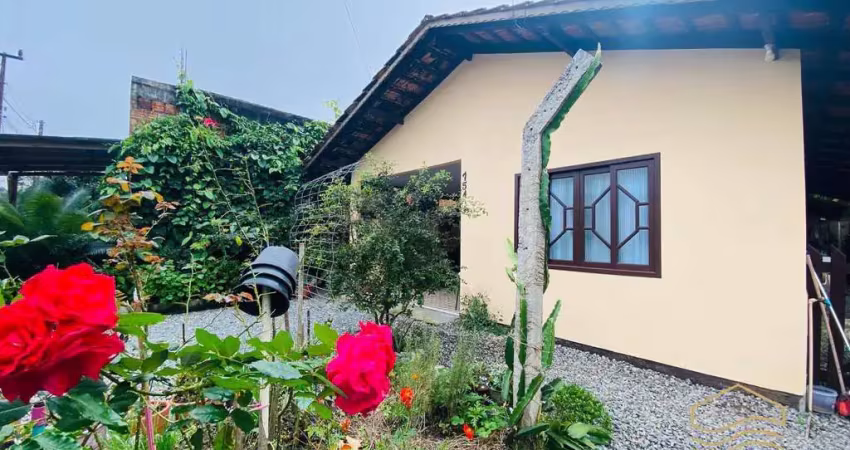 Casa 3 dormitórios em rua asfaltada - balneário barra do sul - pinheiros