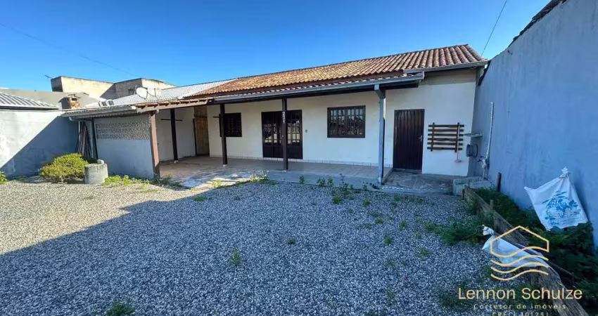 Casa de alvenaria ótima localização no centro - balneário barra do sul