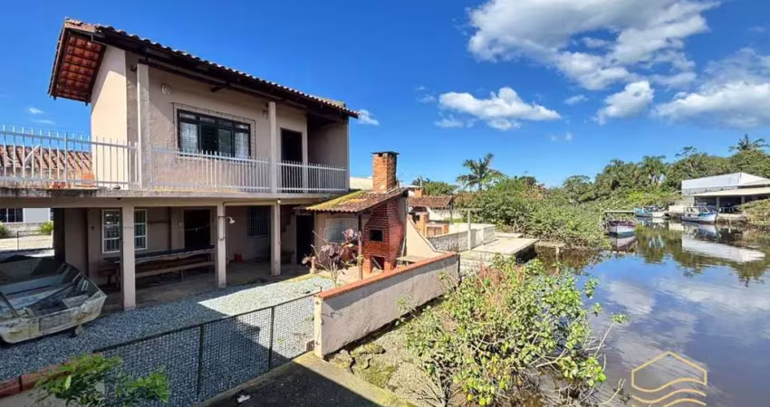 Casa com 3 quartos à venda em Costeira, Balneário Barra do Sul 